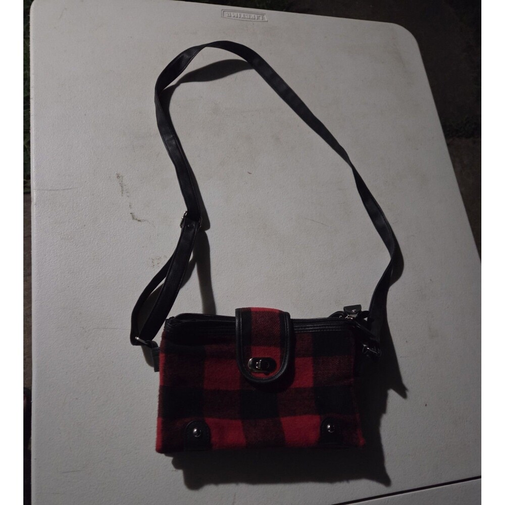 Woodland Creek Buffalo Plaid Crossbody Purse Bag Multi Pocket Red Black Flannel